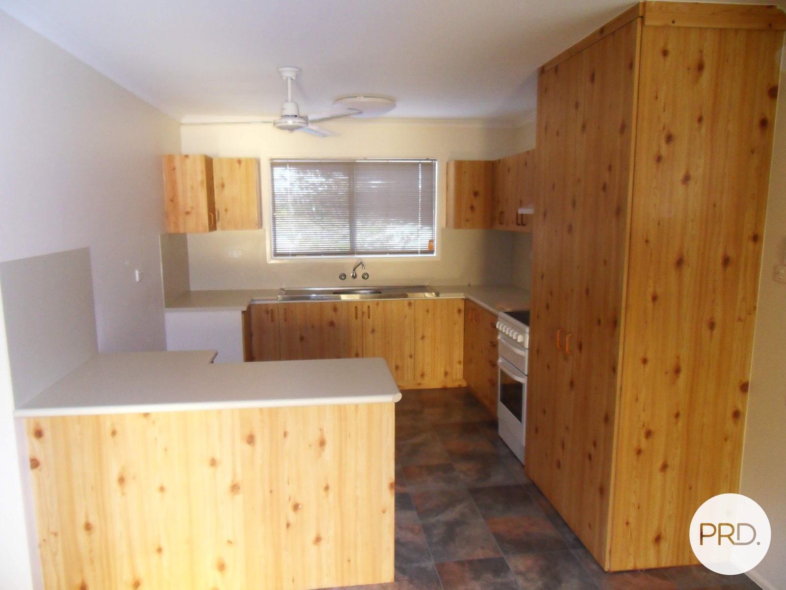 30 Handley Drive BOYNE ISLAND 3