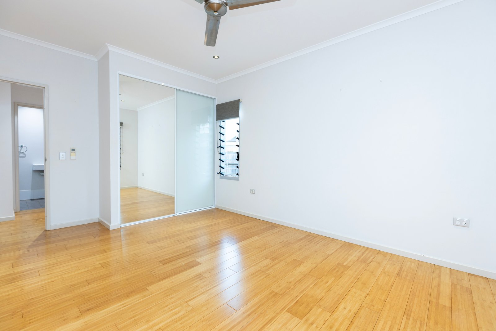 30 Honeyeater Loop DJUGUN 12