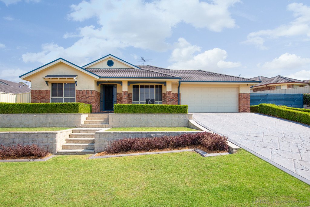 30 Honeyoak Drive ABERGLASSLYN 1