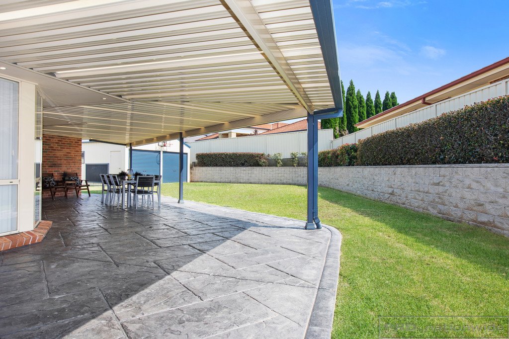 30 Honeyoak Drive ABERGLASSLYN 6