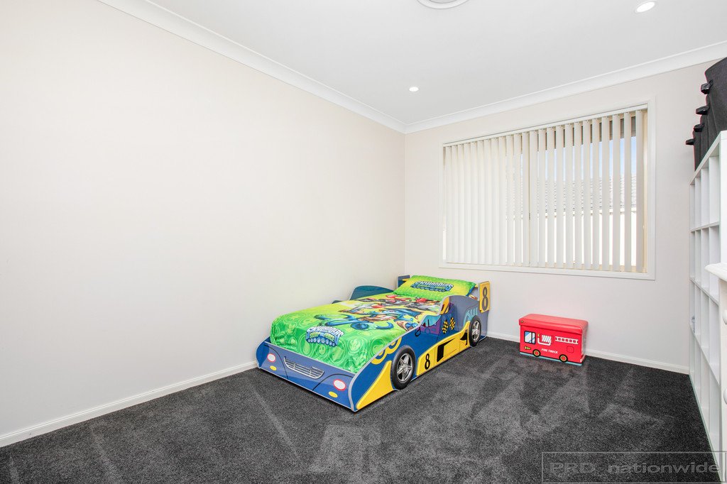 30 Honeyoak Drive ABERGLASSLYN 17