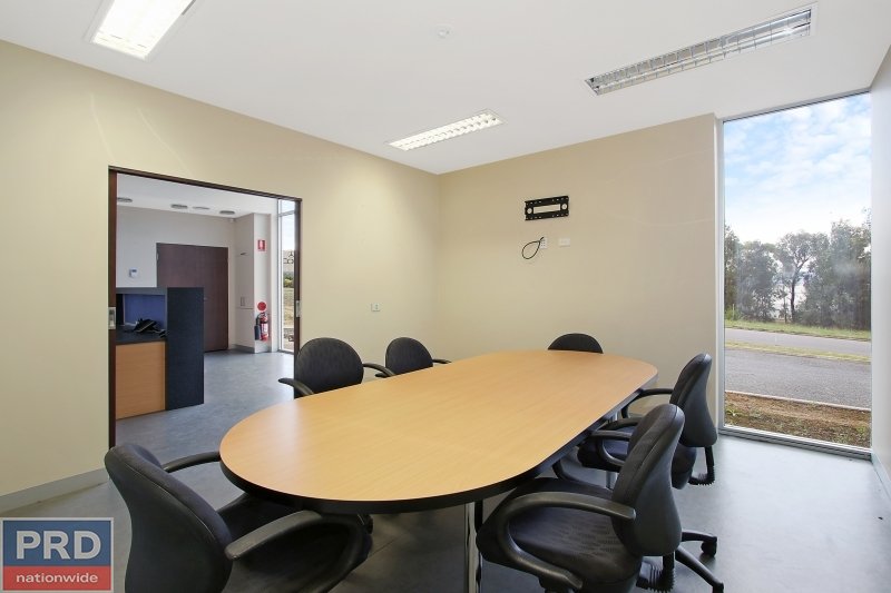 30 Hudson Crescent LAVINGTON 9