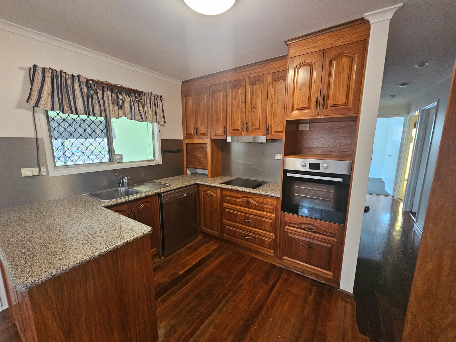 30 Illawarra Drive KIN KORA 4