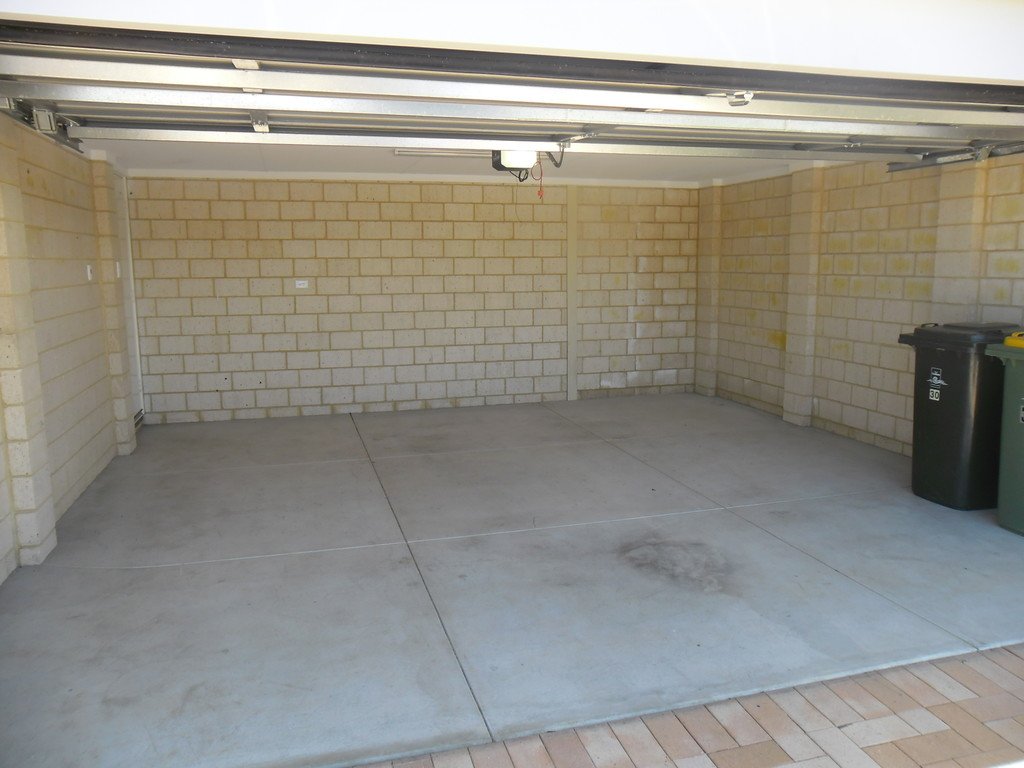 30 Johnsonia Bend HAMMOND PARK 3
