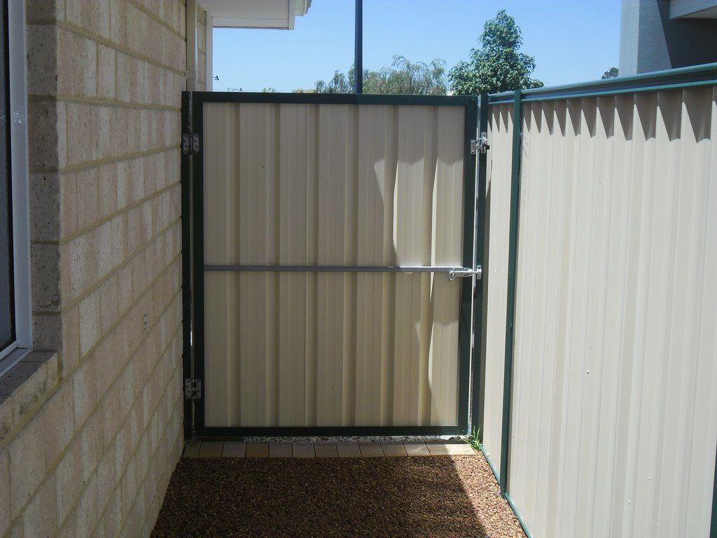 30 Johnsonia Bend HAMMOND PARK 16