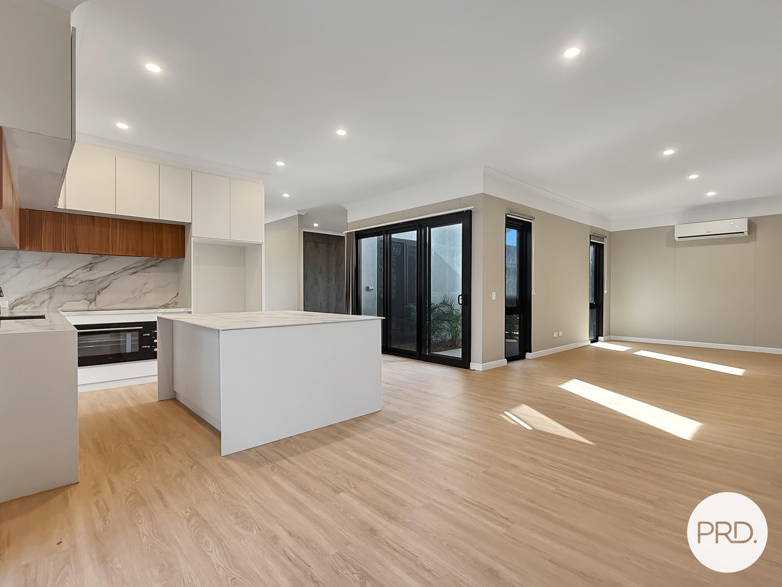 30 Karinha Way BAYNTON 1