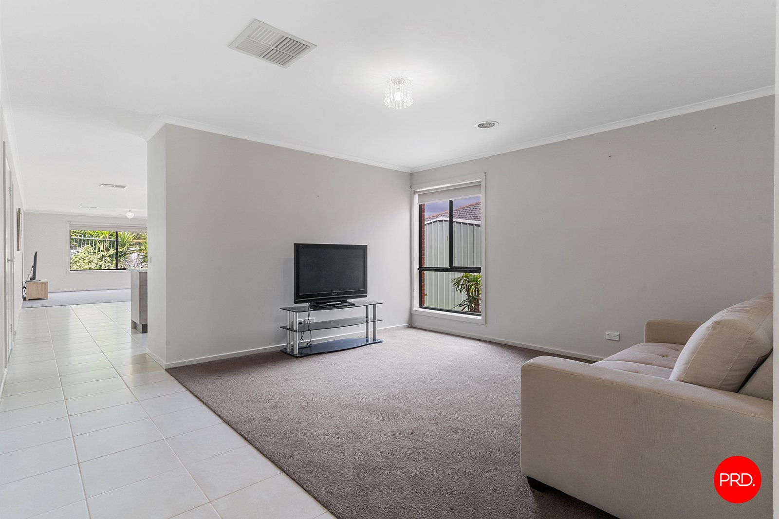30 Klim Avenue KANGAROO FLAT 2