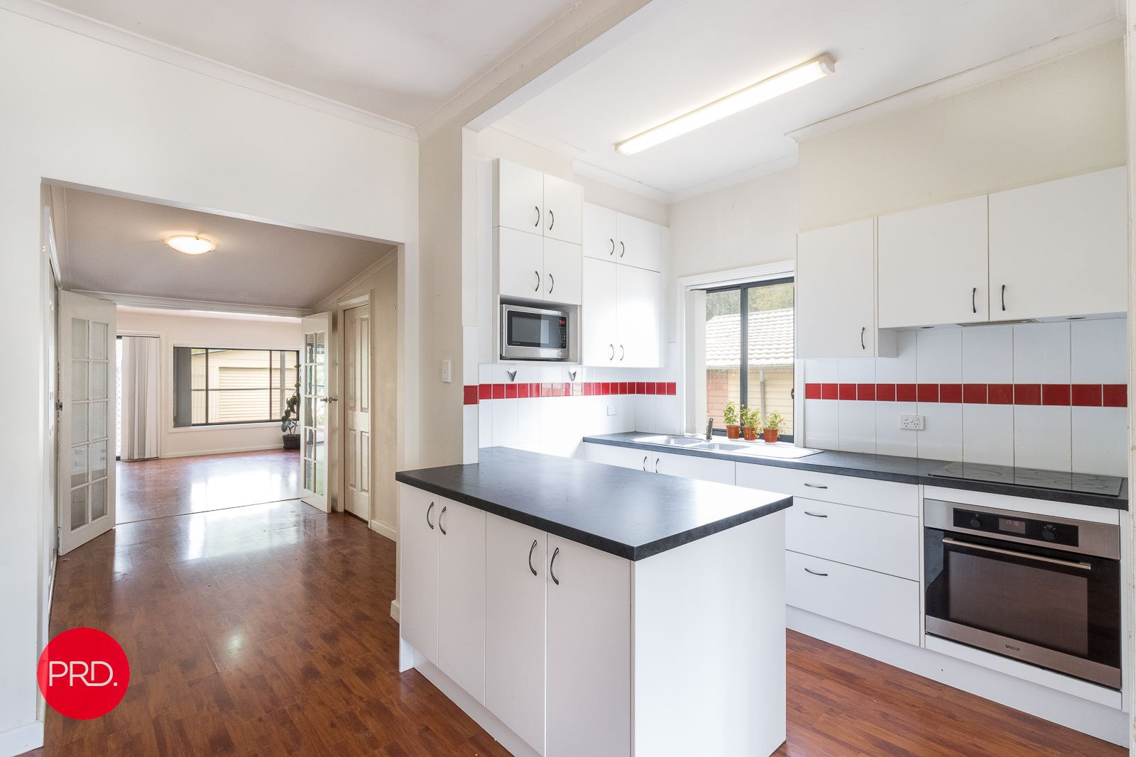 30 Kurrajong Street CAPTAINS FLAT 3