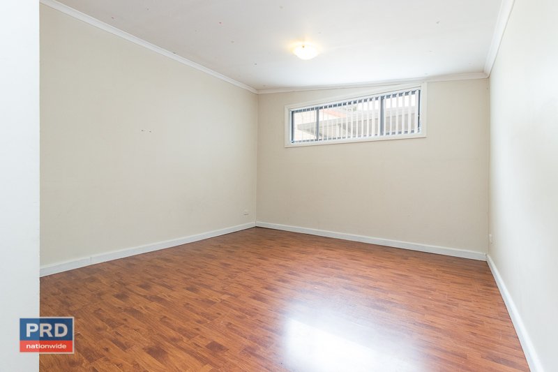 30 Kurrajong Street CAPTAINS FLAT 9