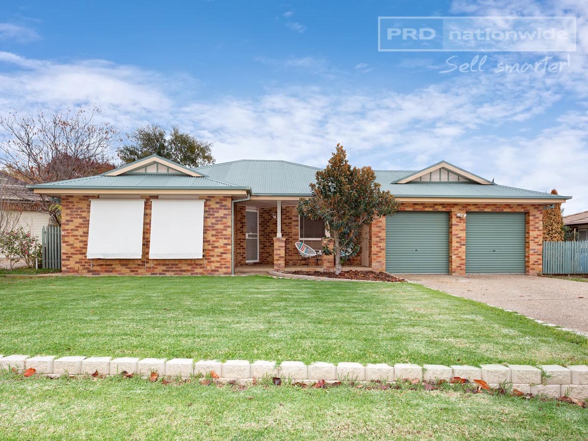 30 Langi Crescent GLENFIELD PARK 1