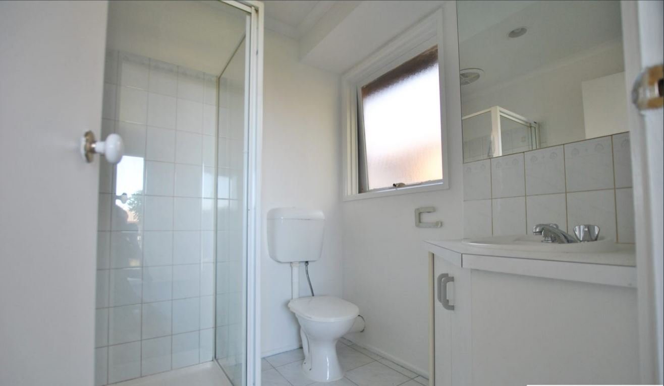 Gallery: 30 Laurel Crescent