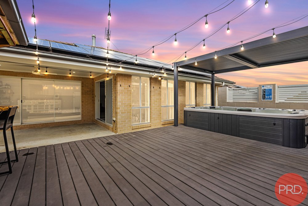 30 Laurie Drive RAWORTH 2