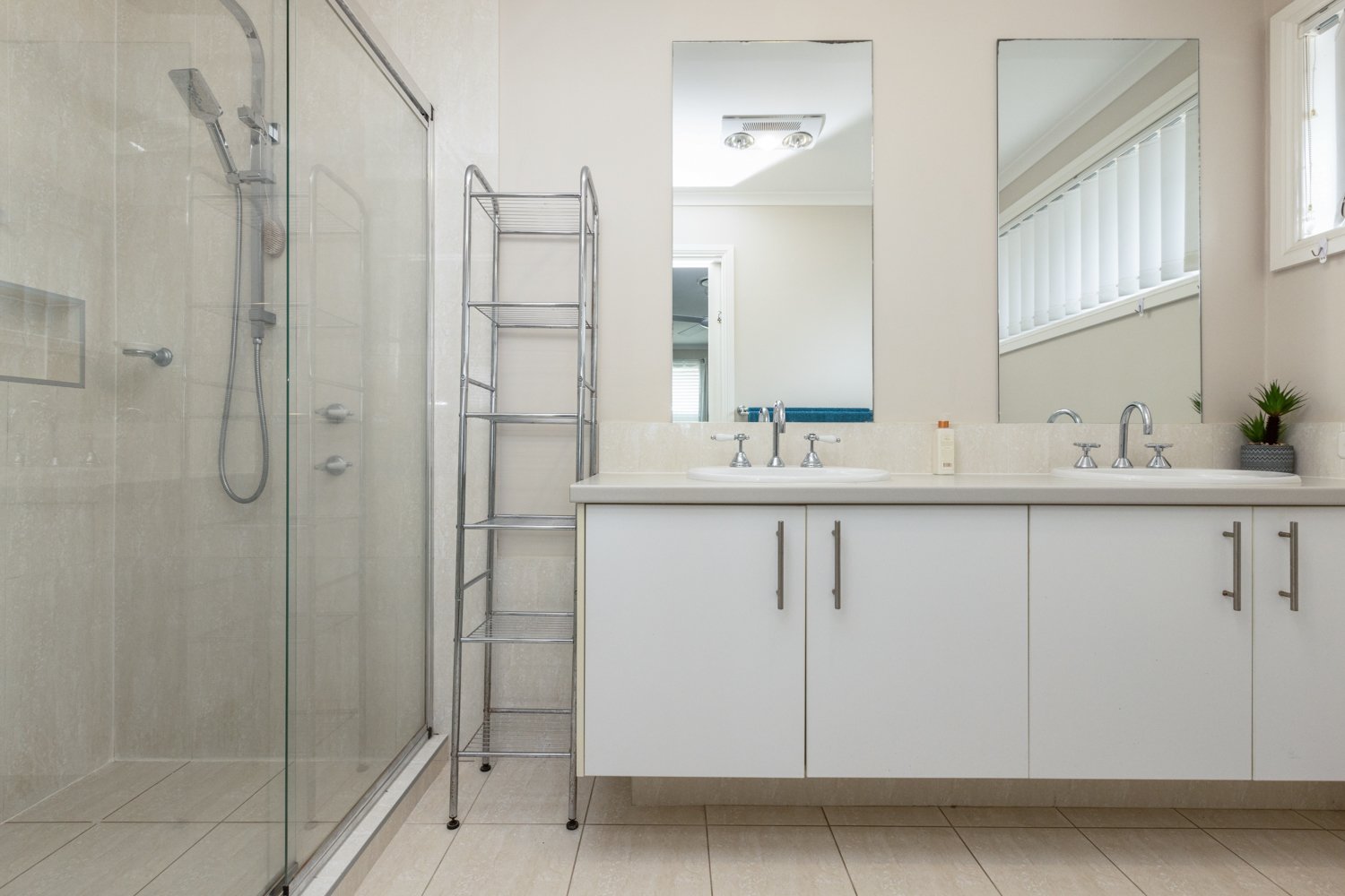 30 Laurie Drive RAWORTH 25