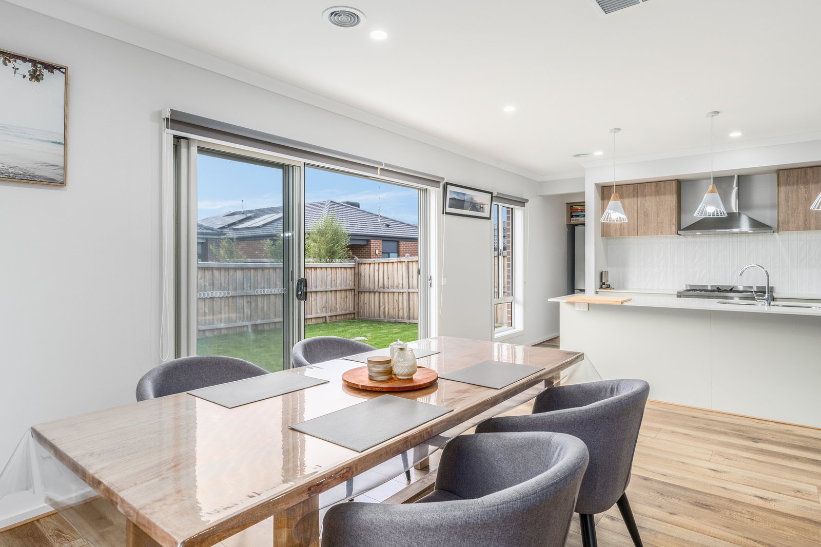 Gallery: 30 Leafy Street