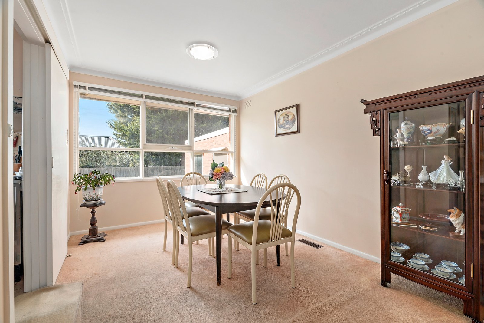 Real Estate and Property in 30 Leeds Road, Mount Waverley, VIC