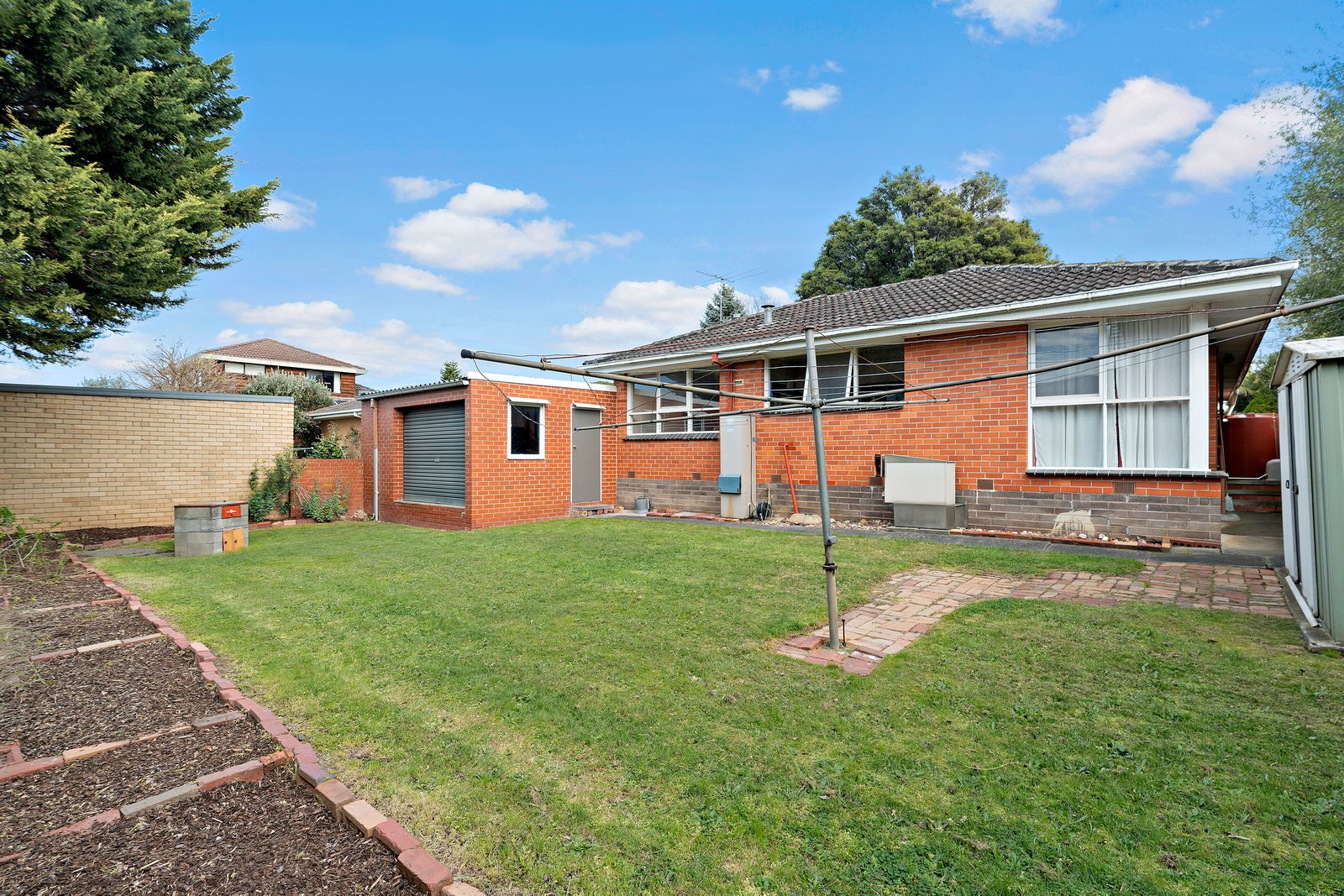Real Estate and Property in 30 Leeds Road, Mount Waverley, VIC