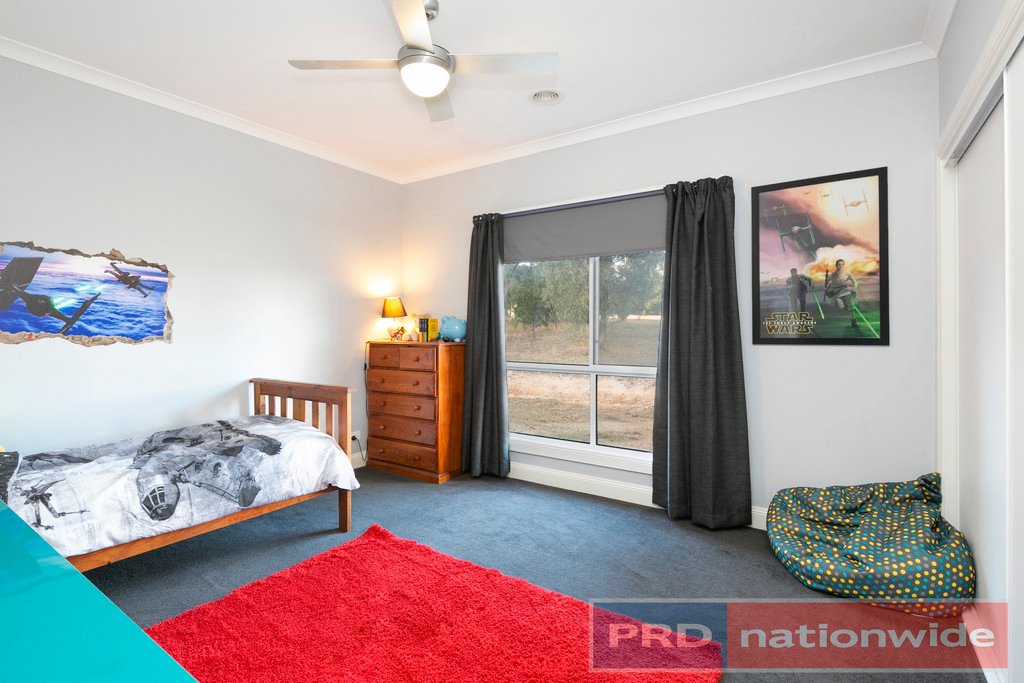 30 Leitch Road SCARSDALE 18