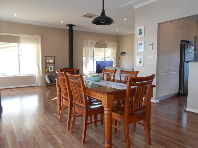 30 Levien Avenue TAMWORTH 6