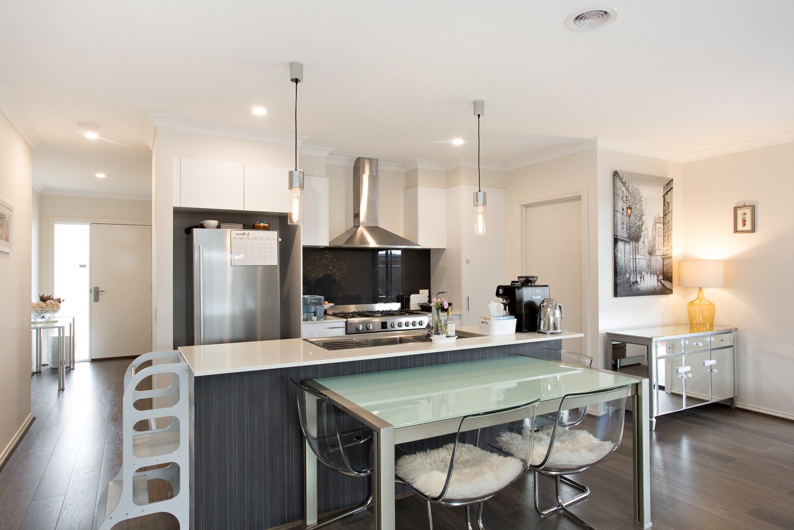 Gallery: 30 Limetree Way