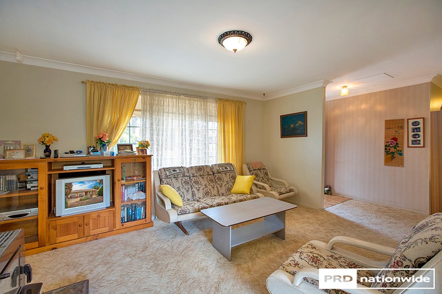 30 Maxwell Street TAMWORTH 4