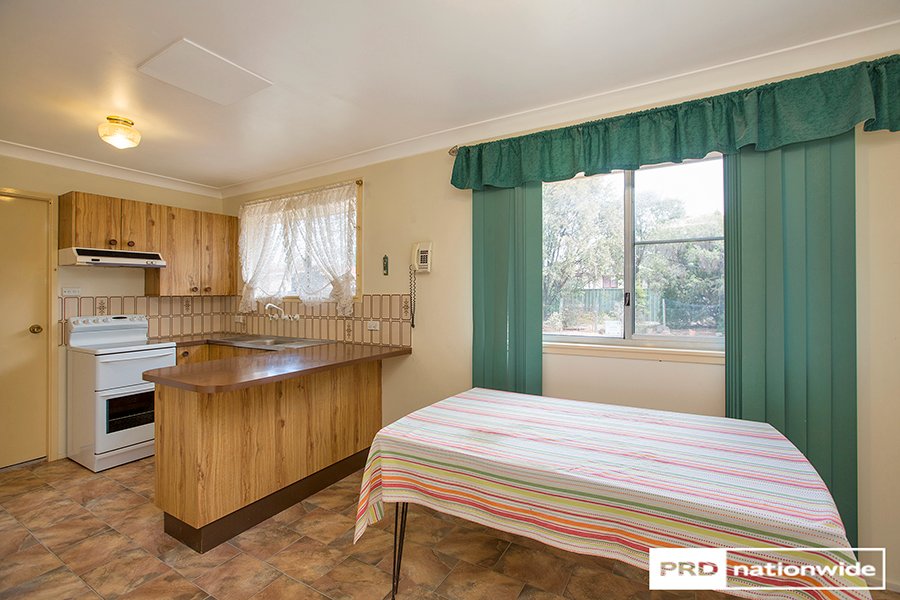 30 Maxwell Street TAMWORTH 5