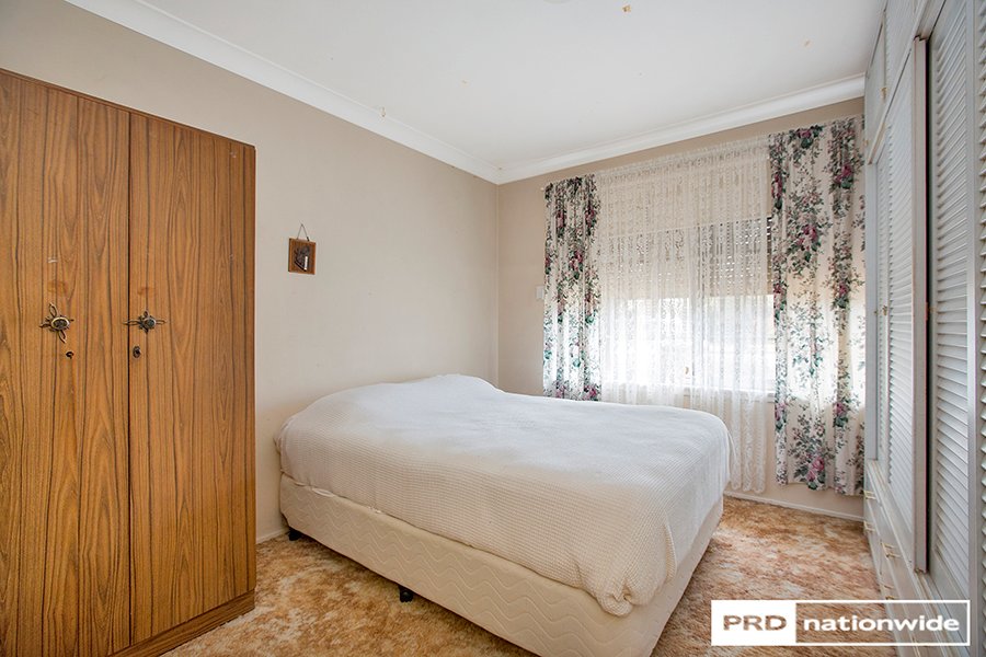 30 Maxwell Street TAMWORTH 7