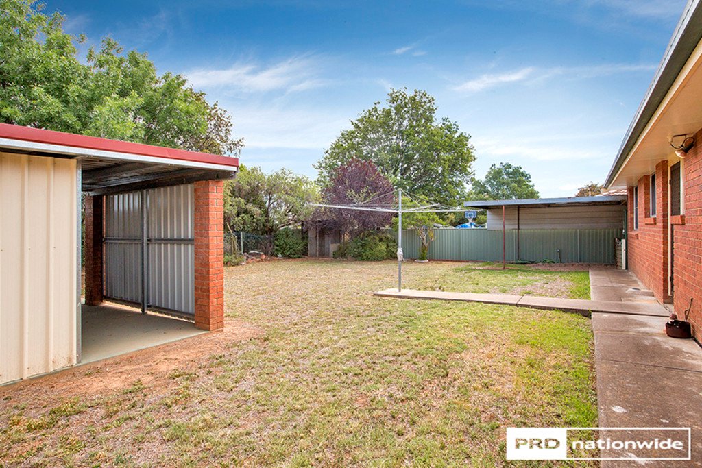 30 Maxwell Street TAMWORTH 14