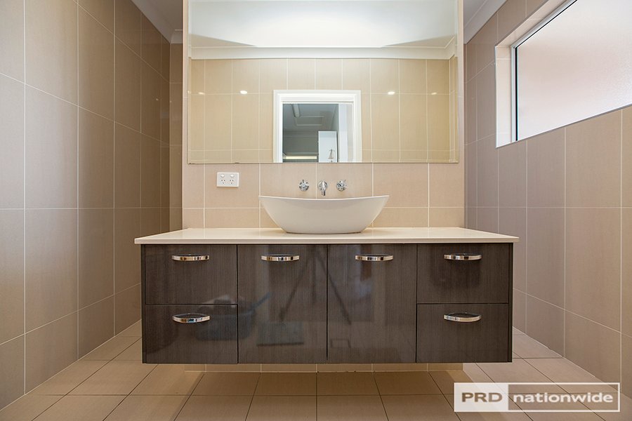 30 Maysteers Lane TAMWORTH 7