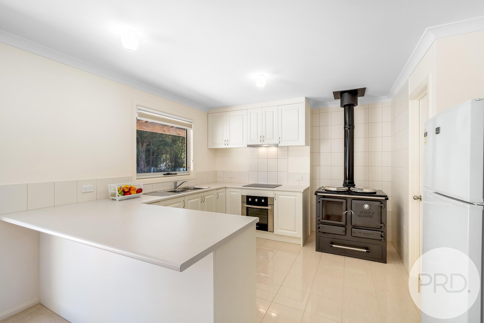 30 McGurk Road MOUNT LLOYD 18