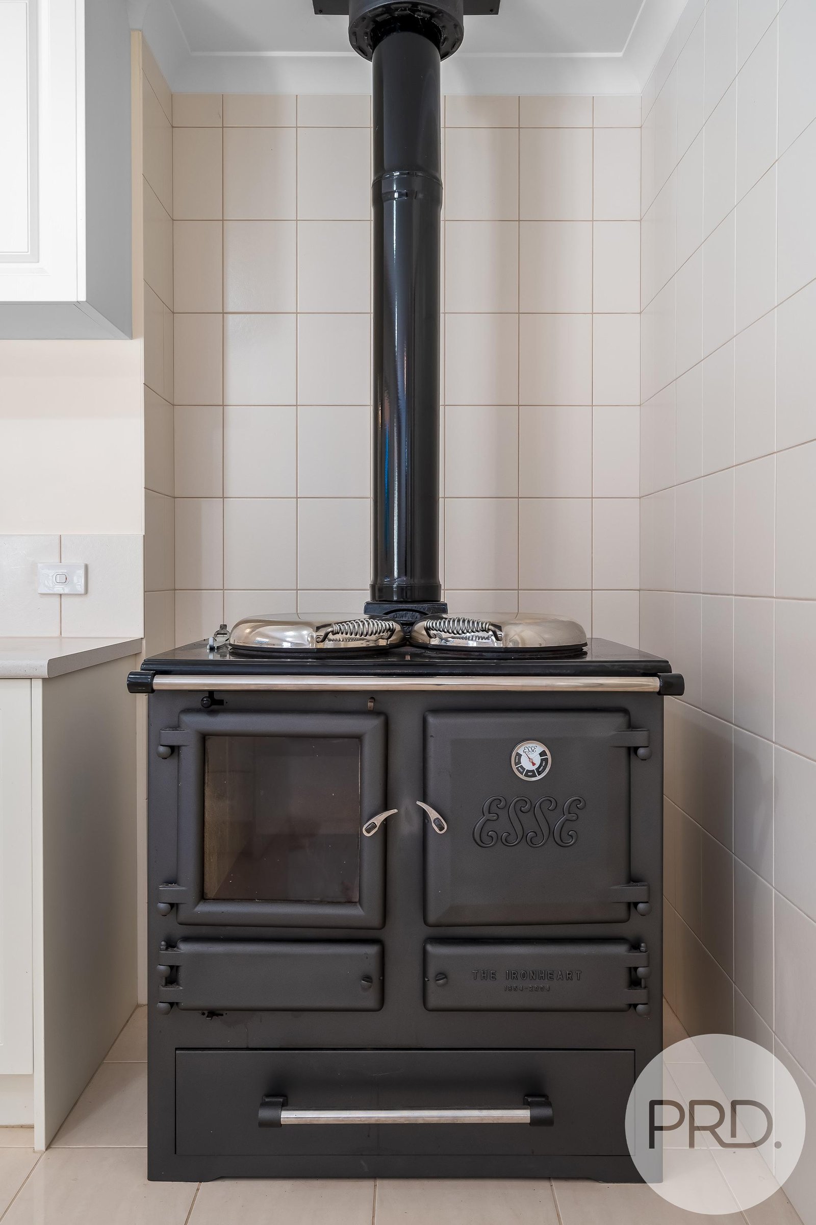 30 McGurk Road MOUNT LLOYD 20