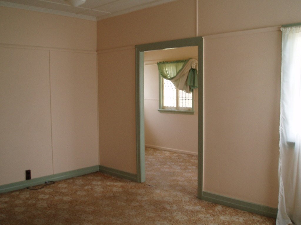 30 Meymot Street BANYO 8