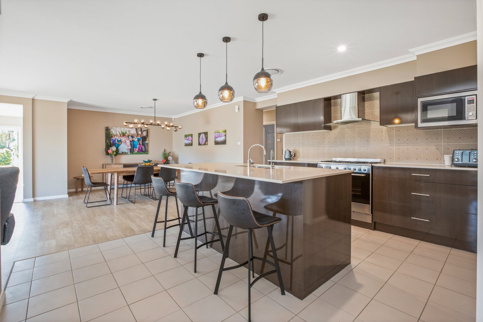 30 Midfield Close RUTHERFORD 5