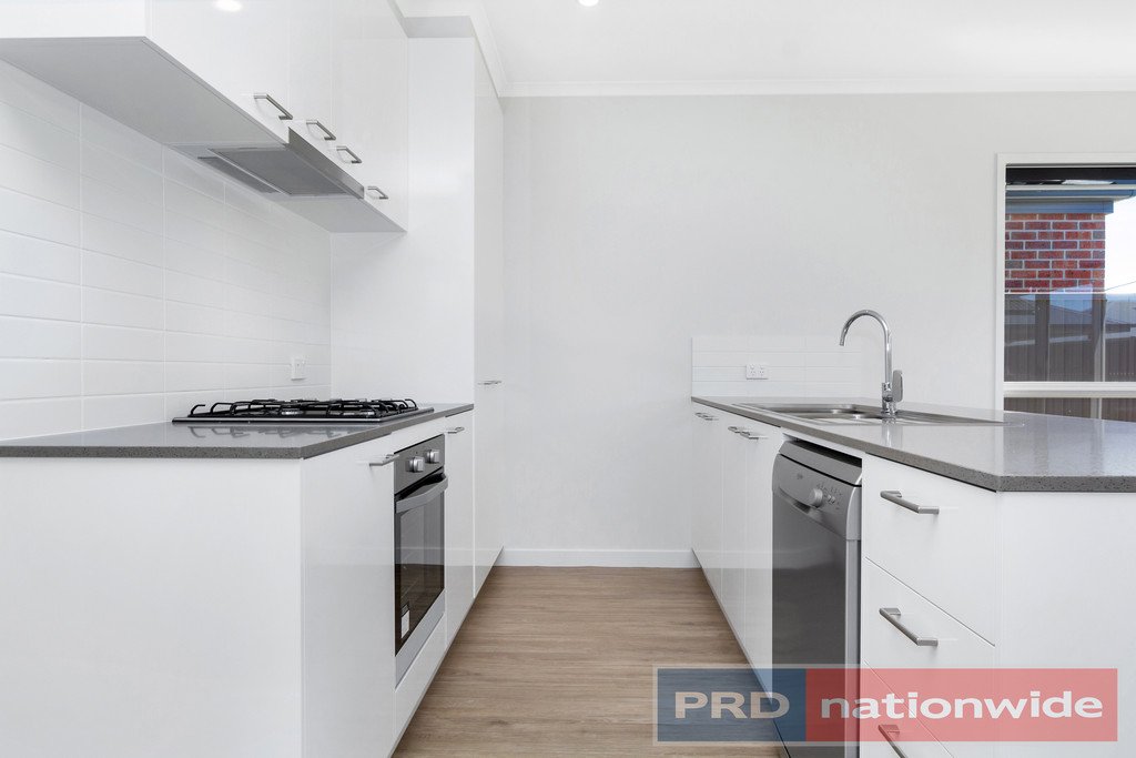 30 Monaghan Terrace ALFREDTON 3