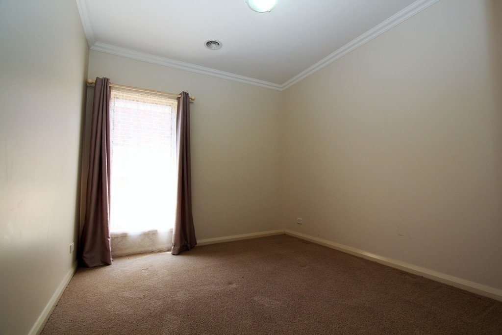 30 Monastery Drive WENDOUREE 8