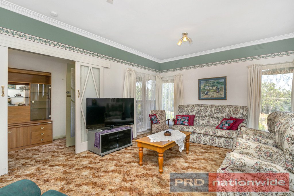 30 Moore Street CRESWICK 3