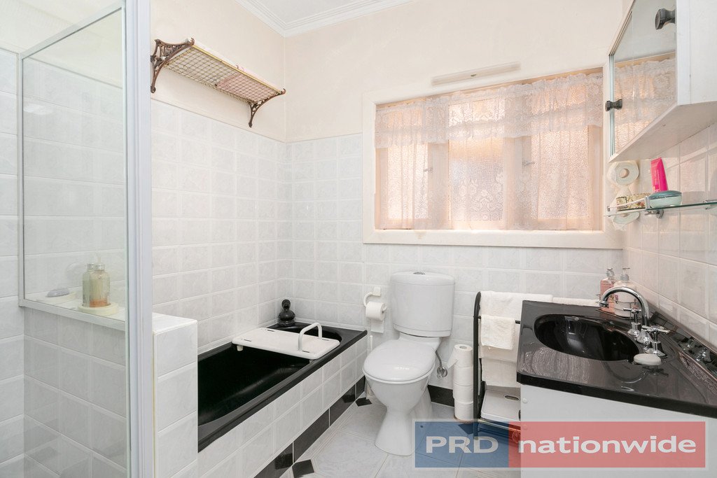 30 Moore Street CRESWICK 9