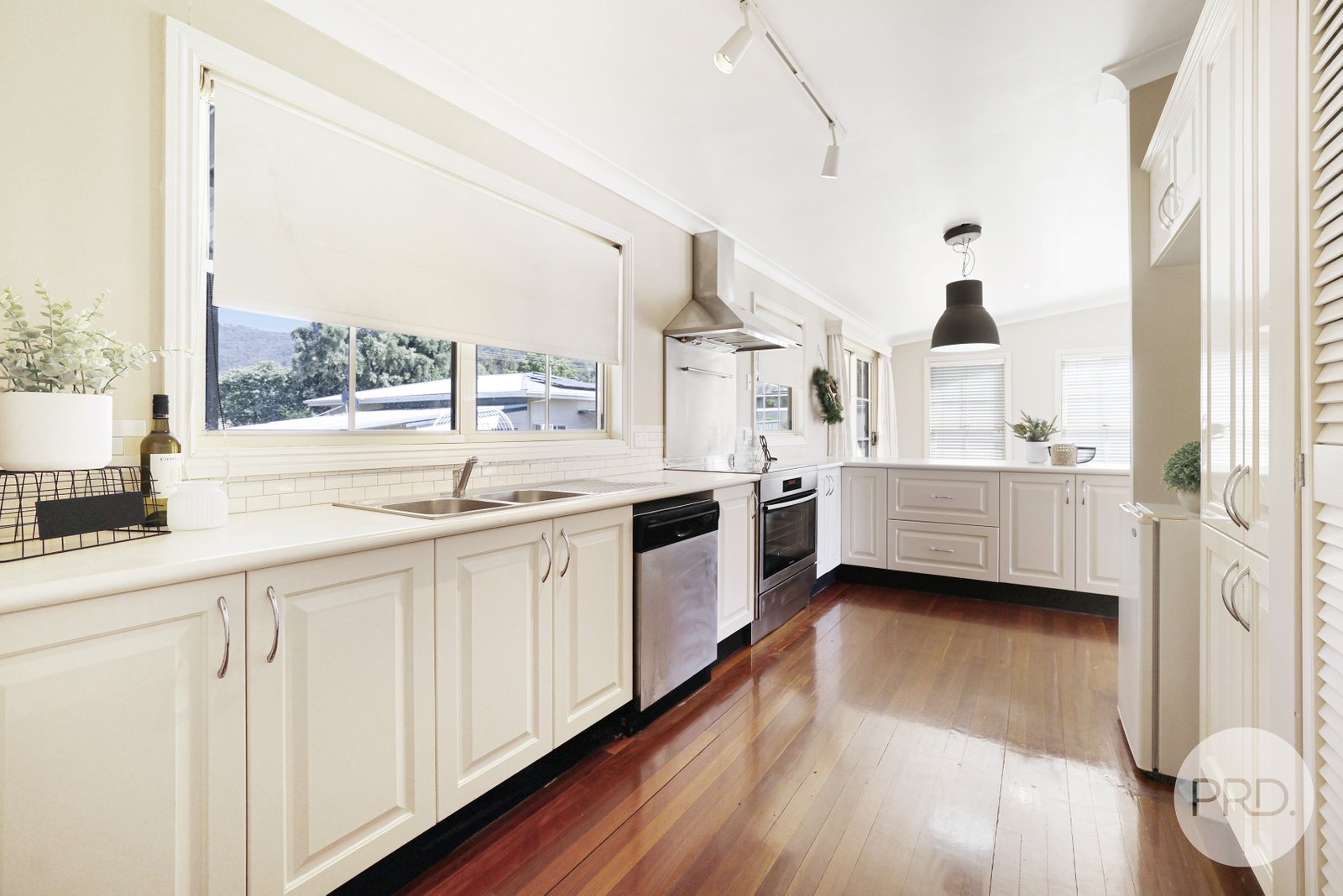 30 Munro Street MURRURUNDI 4