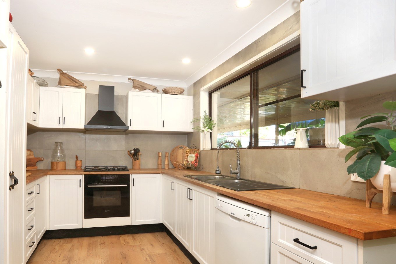 30 Murrumba Drive ASHMORE 3