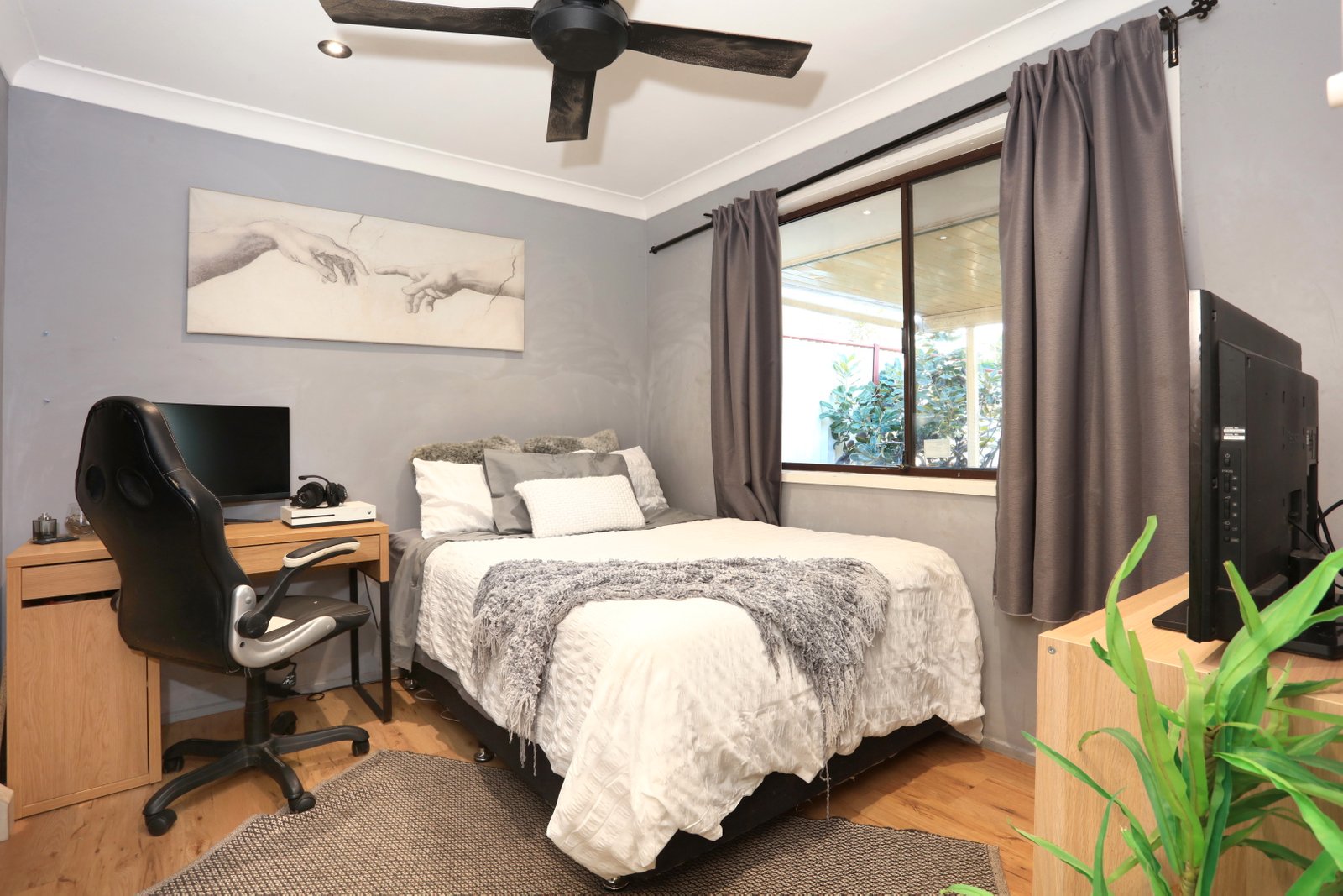 30 Murrumba Drive ASHMORE 13