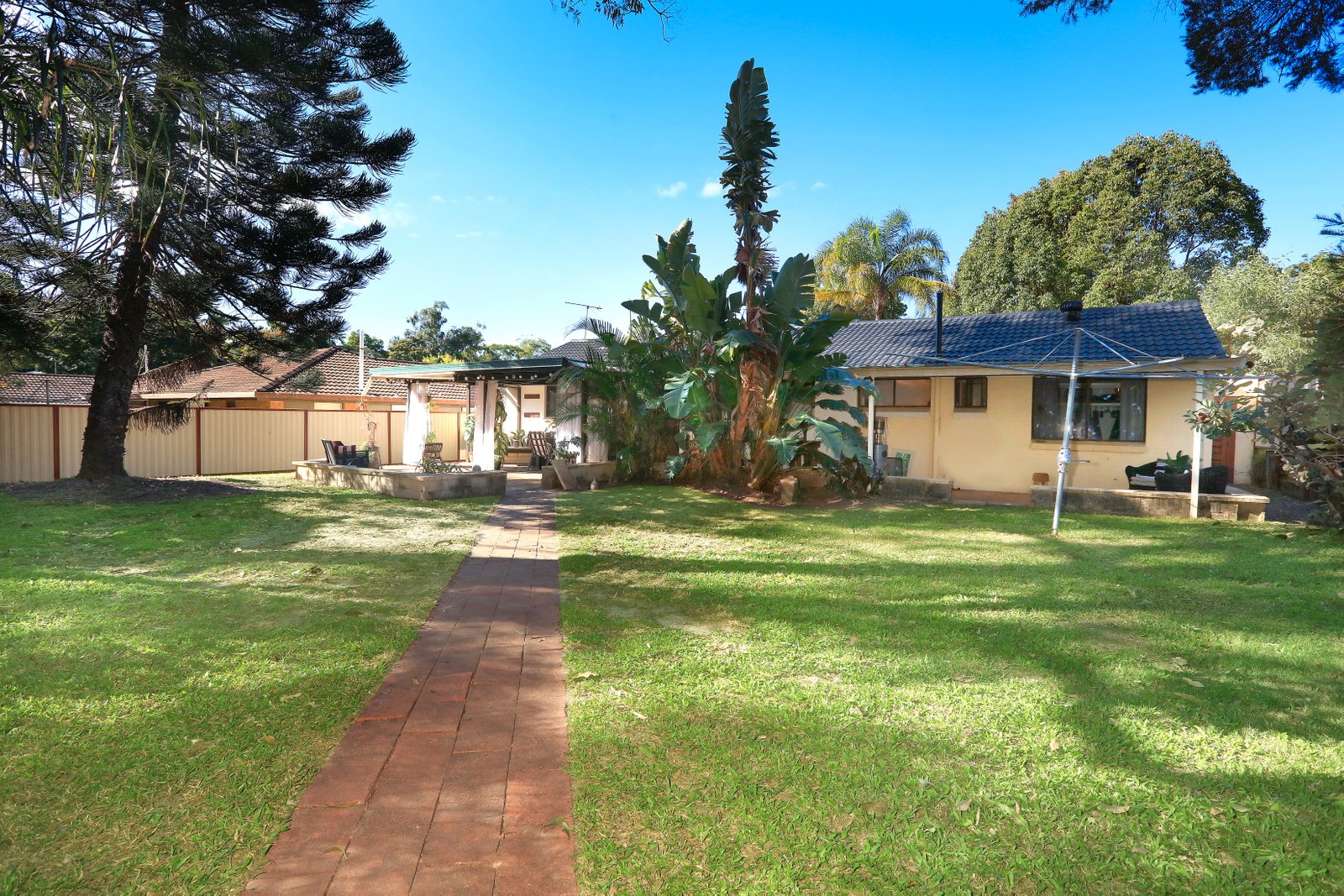 30 Murrumba Drive ASHMORE 20