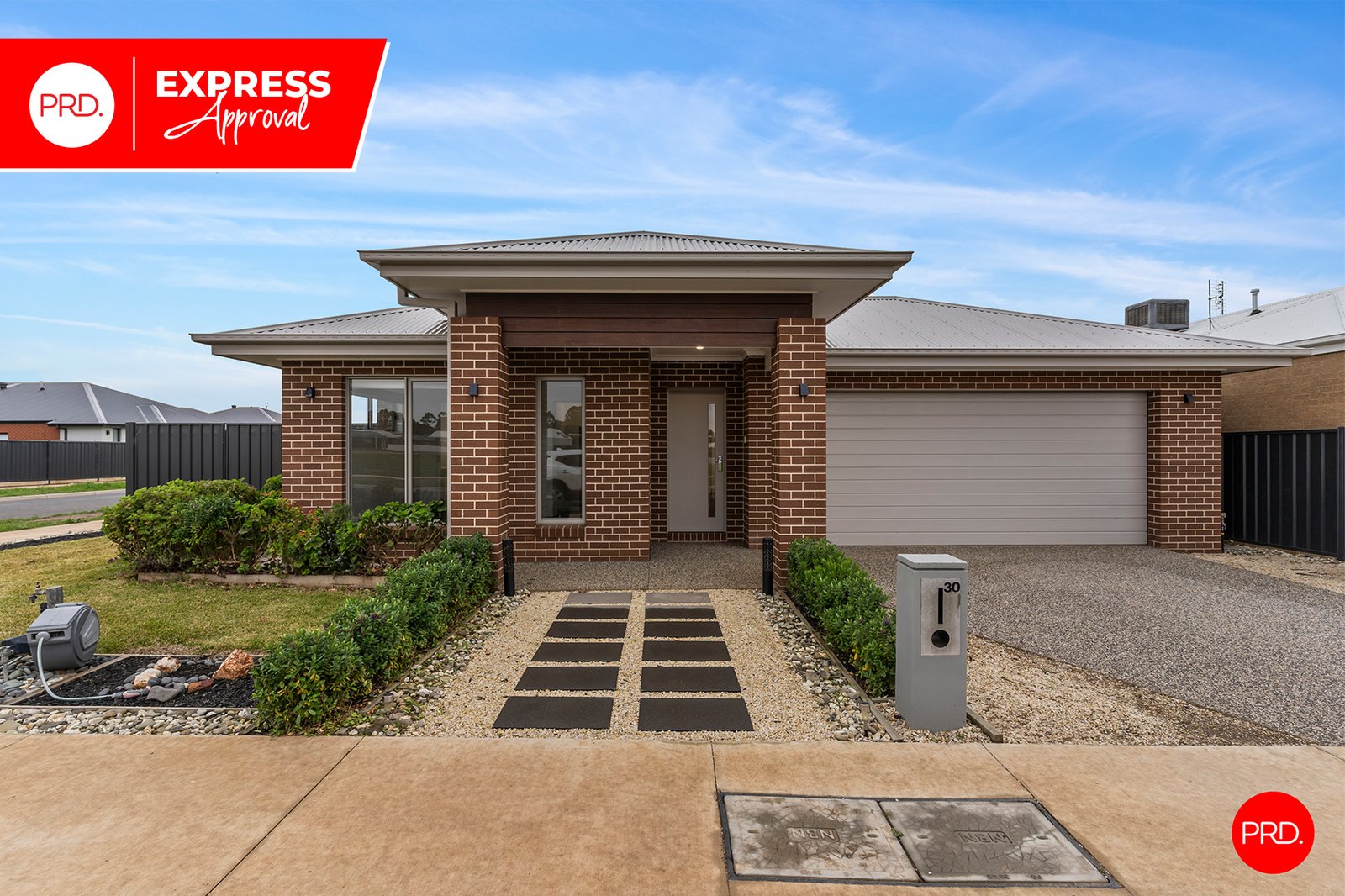30 Namatjira Bvd  HUNTLY 1