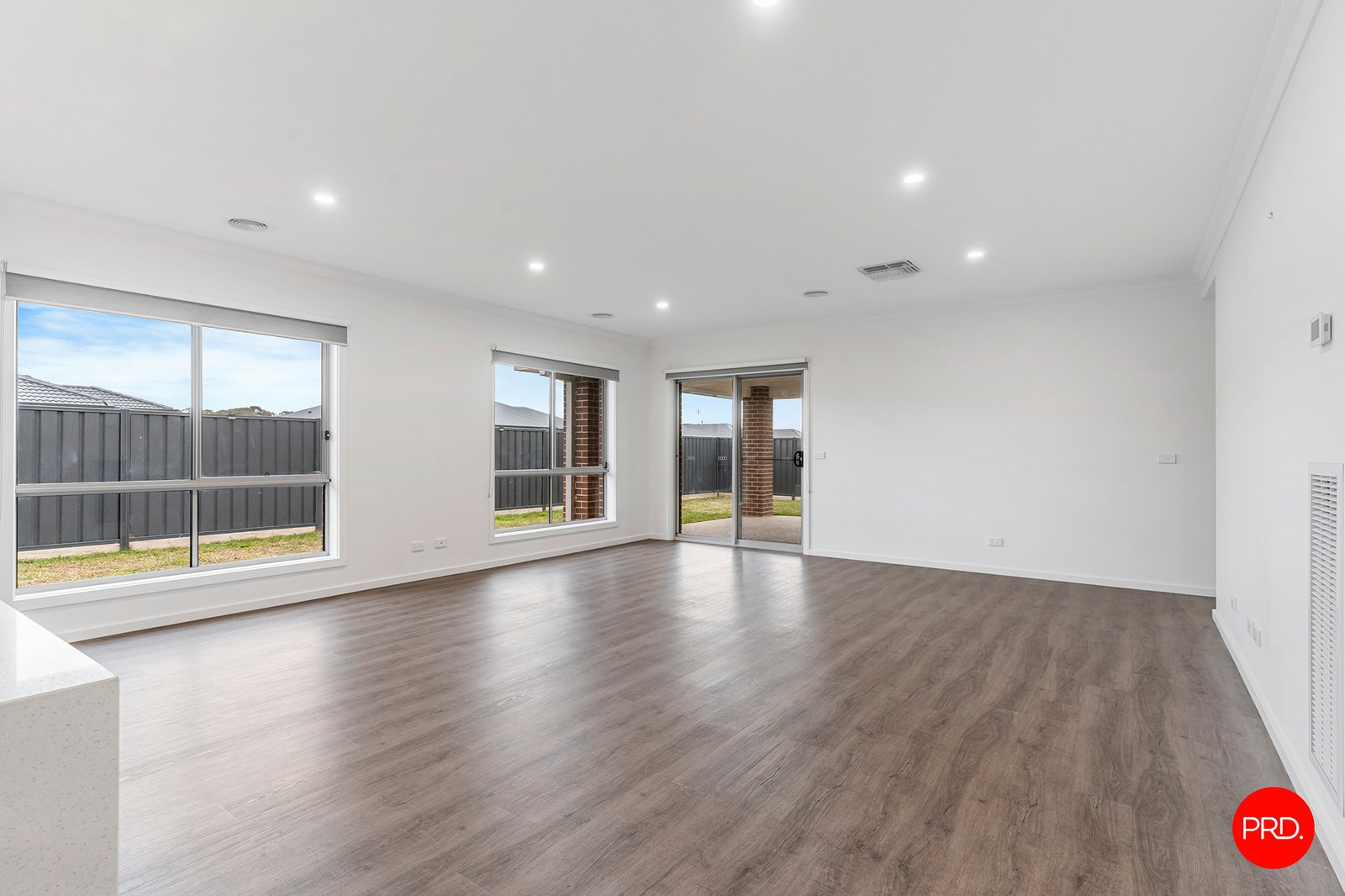 30 Namatjira Bvd  HUNTLY 6