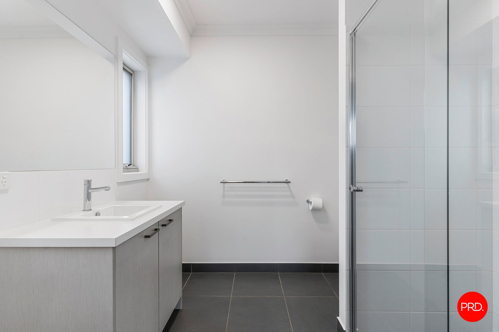 30 Namatjira Bvd  HUNTLY 9