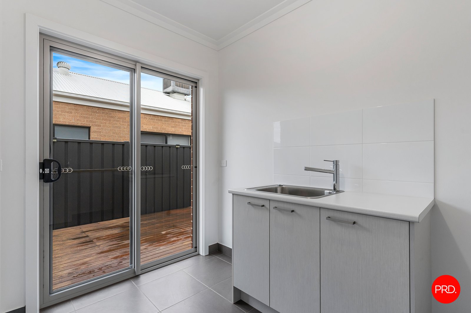30 Namatjira Bvd  HUNTLY 14