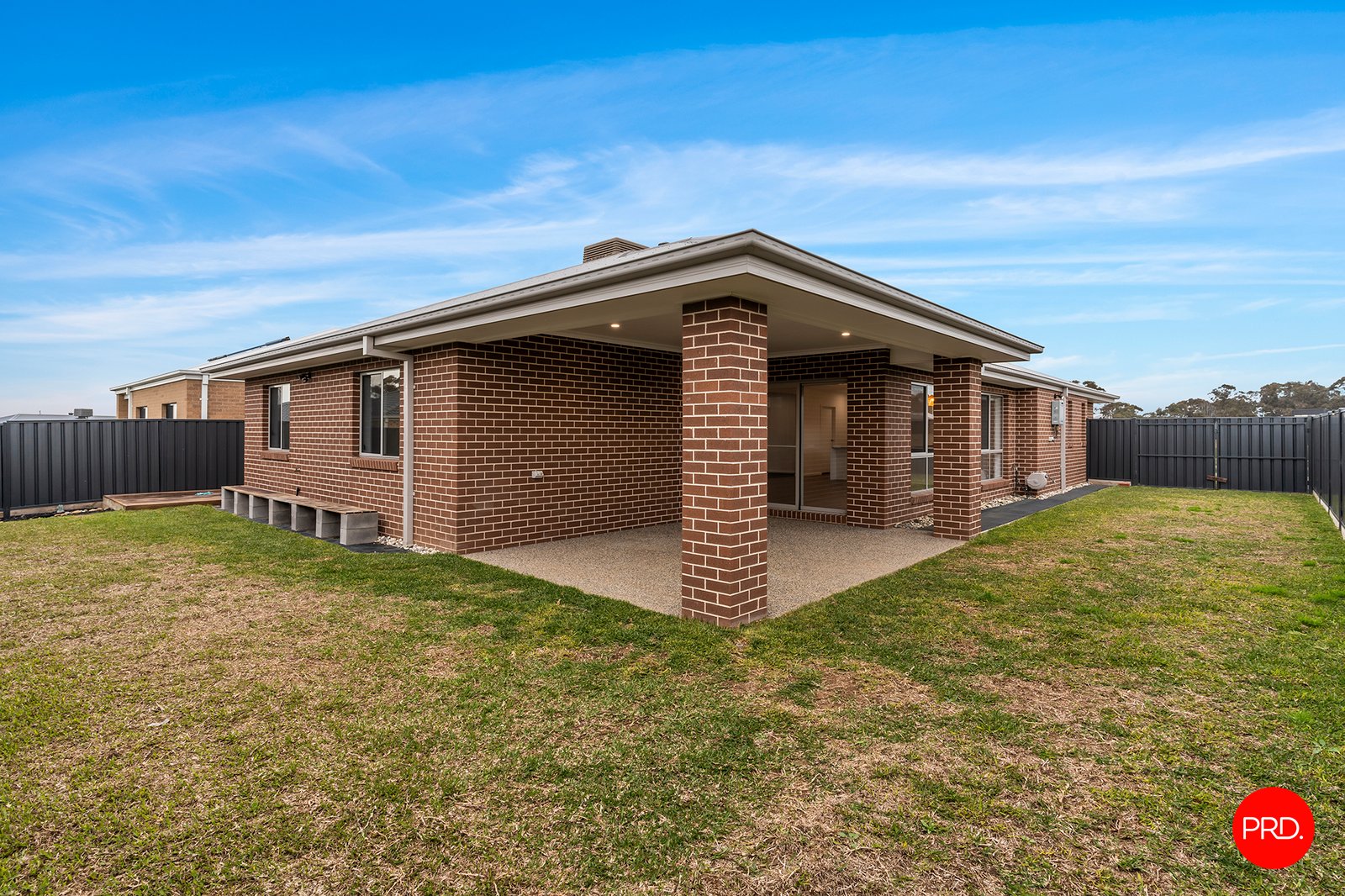 30 Namatjira Bvd  HUNTLY 15
