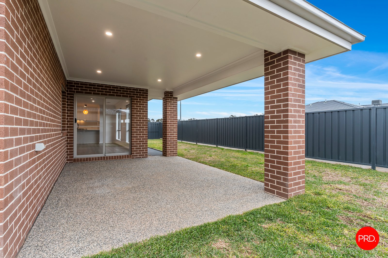 30 Namatjira Bvd  HUNTLY 17
