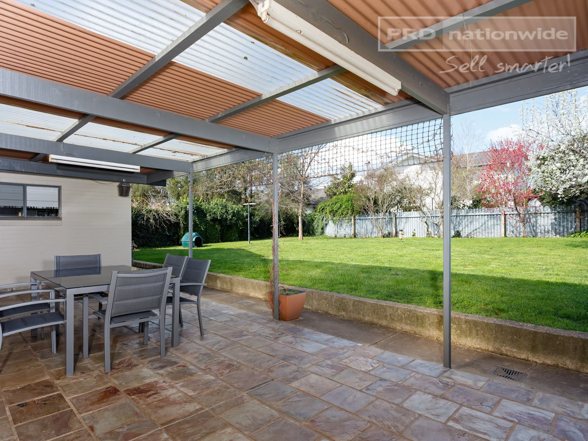 30 Norfolk Avenue LAKE ALBERT 4