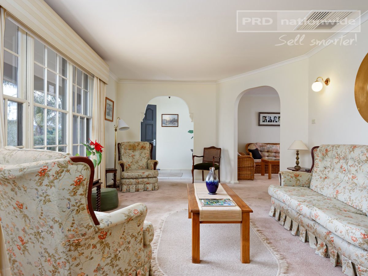 30 Norfolk Avenue LAKE ALBERT 5