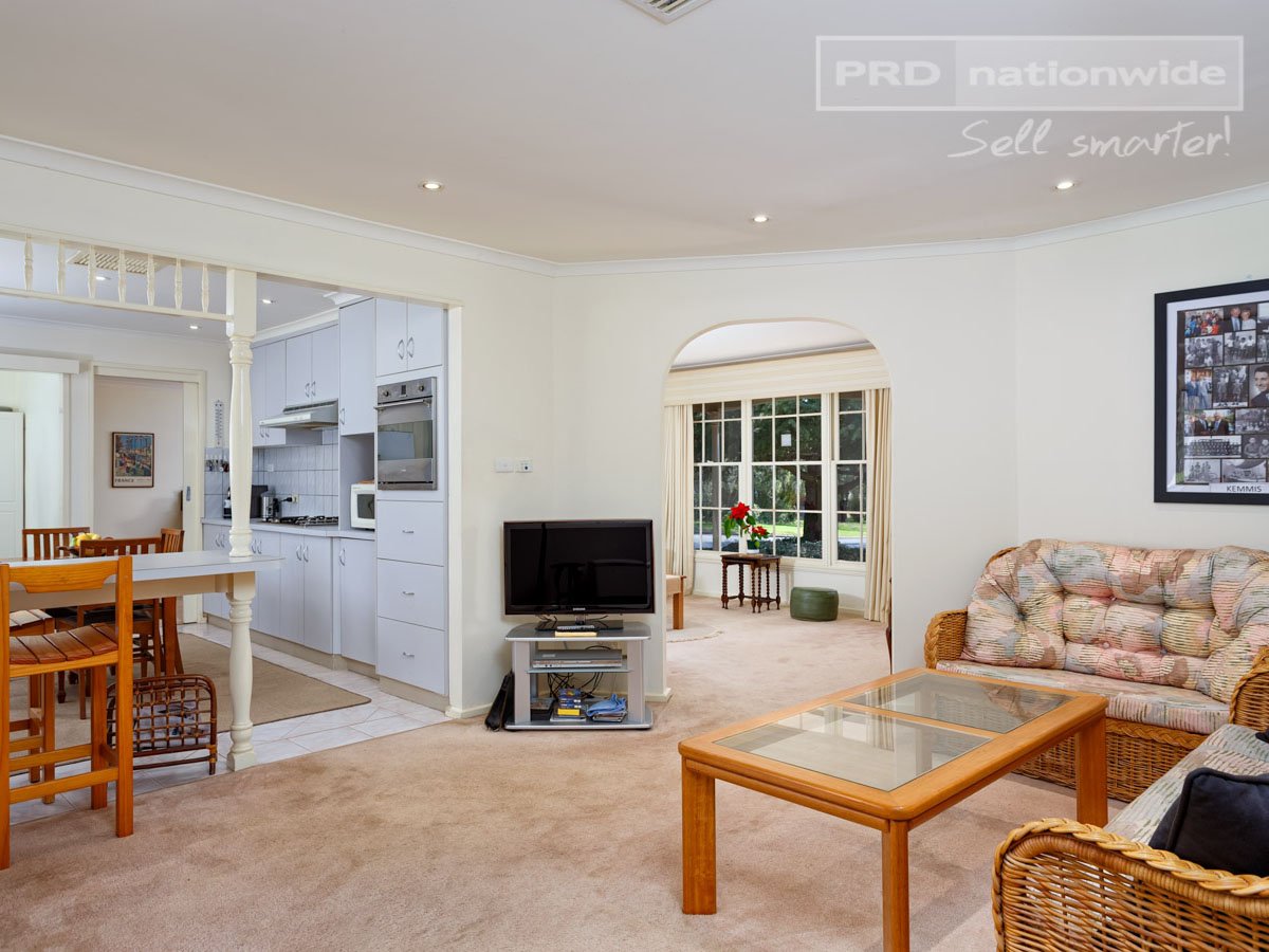 30 Norfolk Avenue LAKE ALBERT 7