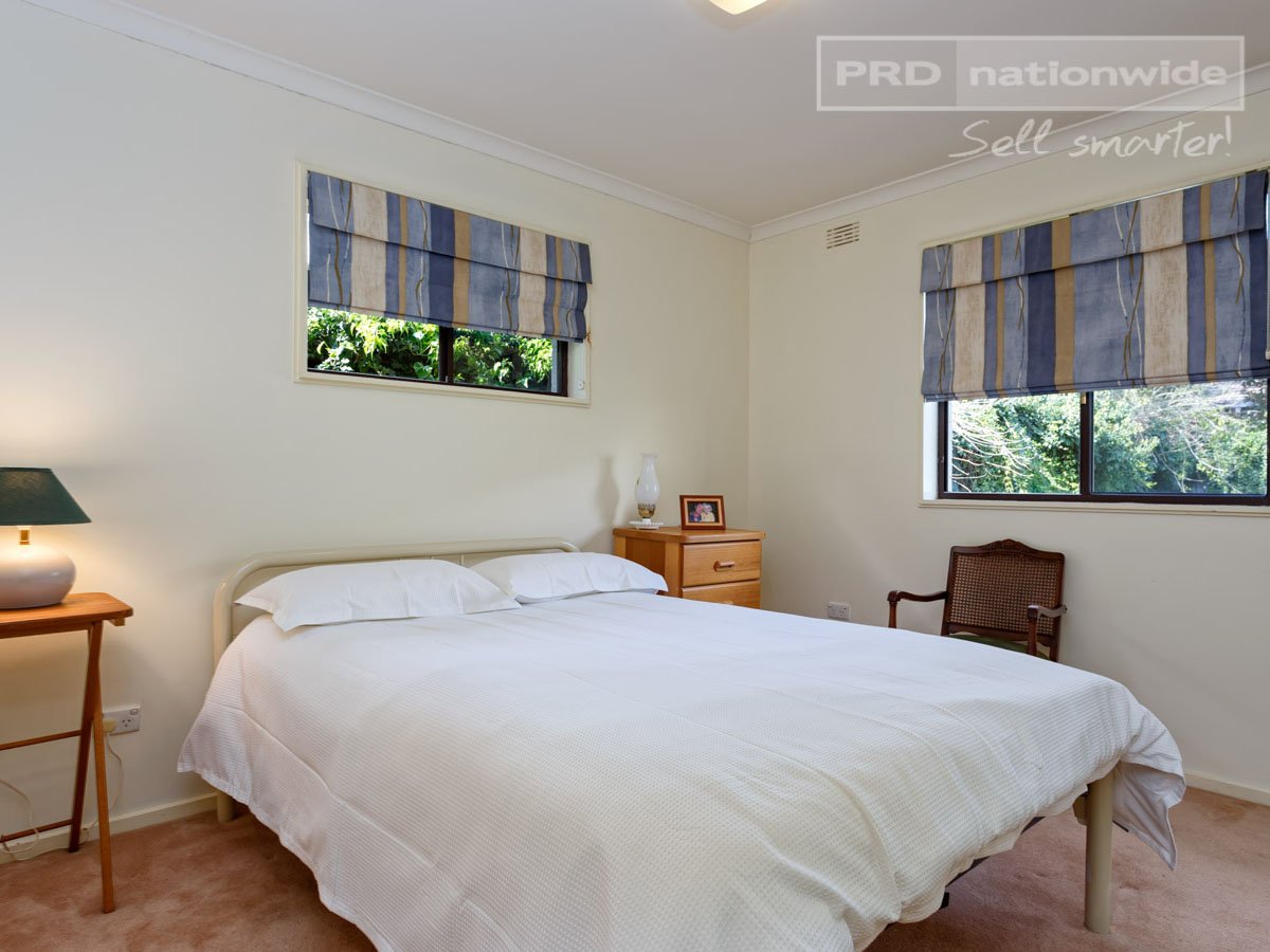 30 Norfolk Avenue LAKE ALBERT 8